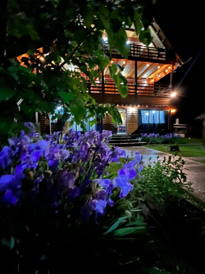 Guesthouse Villa Gurra Тет Екстериор снимка